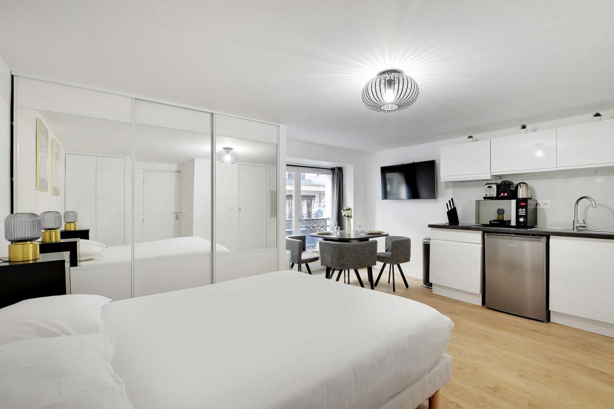 Cosy In The Heart Of Opera Apartment *