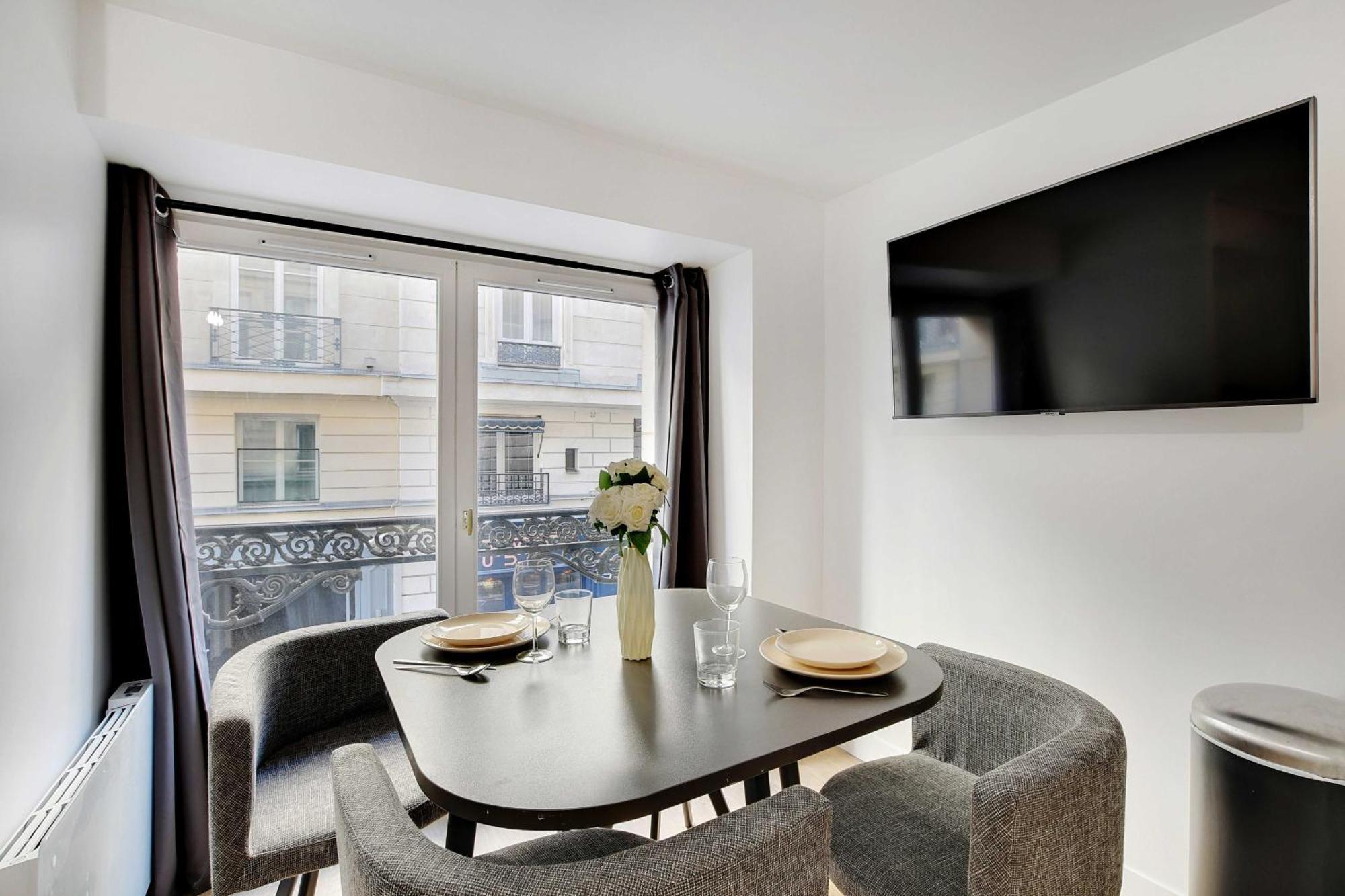Cosy In The Heart Of Opera Apartment Paris